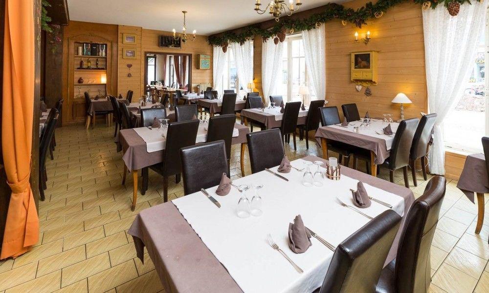 Hotel Restaurant L'Aubergade Gérardmer Exteriör bild